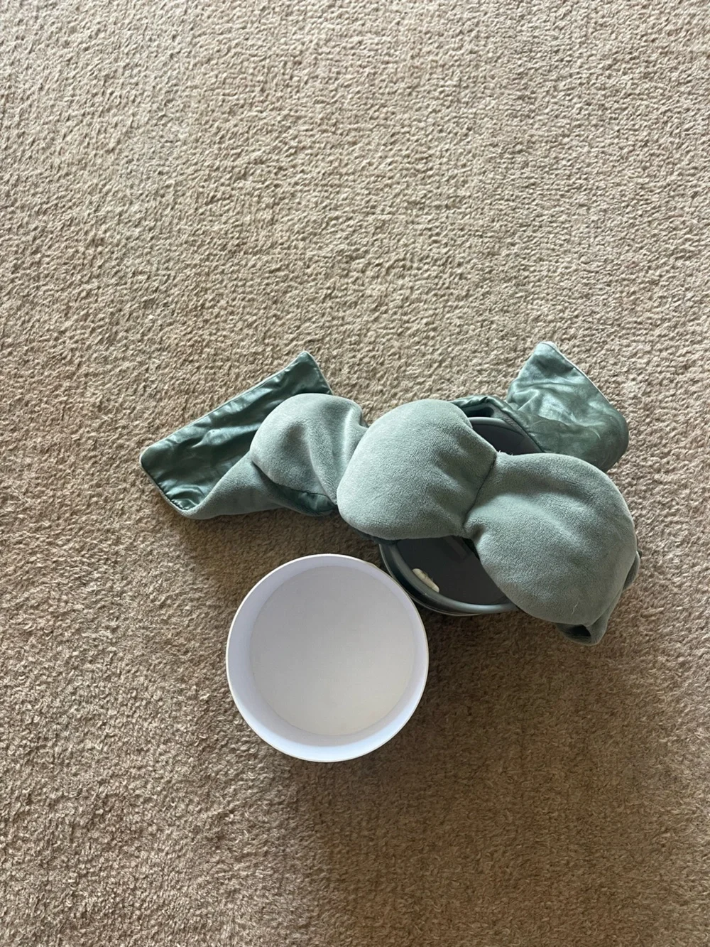nodpod Silk Weighted Eye Blanket - Dusty Teal Gently Used MSRP: $38
